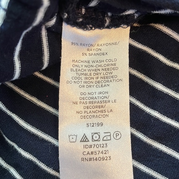 3 for $15 Loft navy and white striped casual top, size medium - Picture 8 of 8